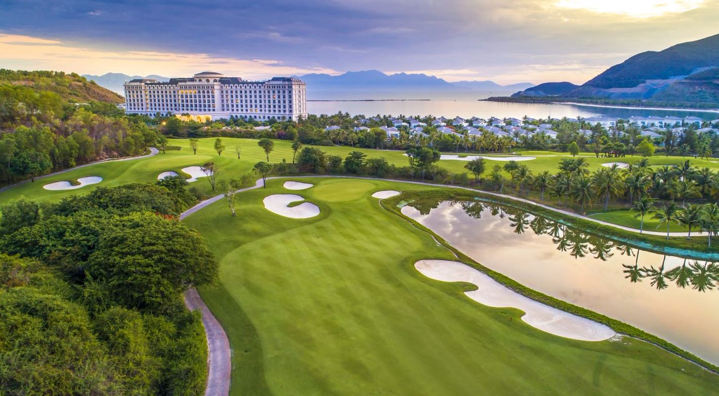 Golf travel